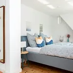 Luv Und Ferienhaus